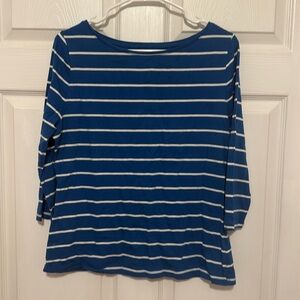 Boat neck shirt